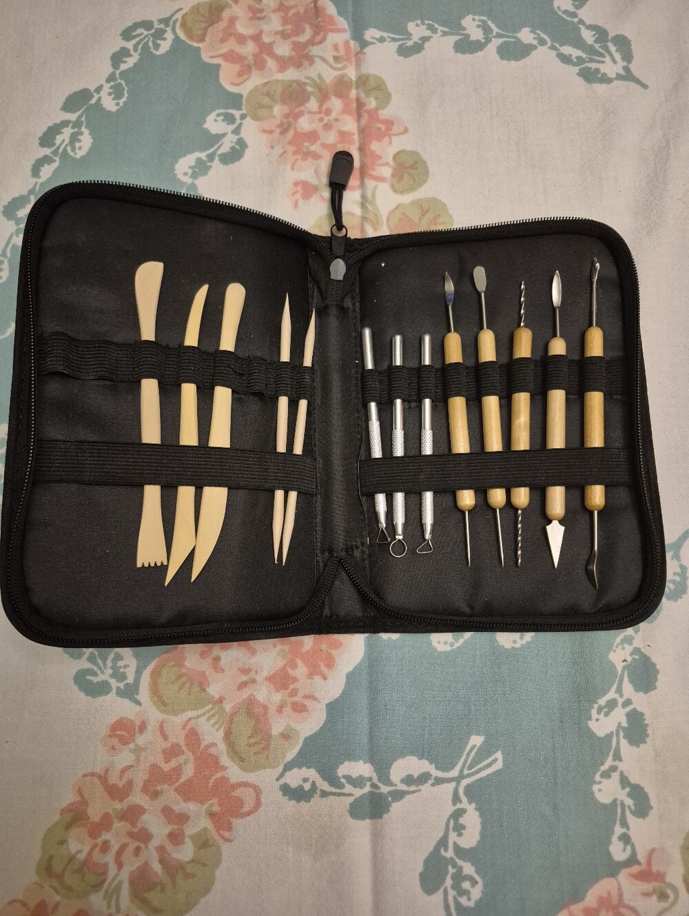 Clay Sculpting Tool Kit with Wooden and Metal Tools - Black Case - Picture 2 of 3